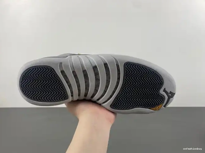 RETRO 12 130690-005 AIR JORDAN GREY
